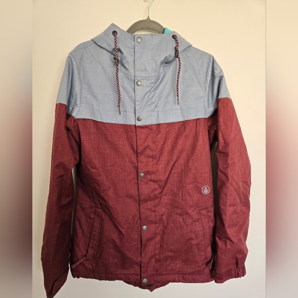 Volcom Women's Burgundy and Light Grey Snowboarding Jacket